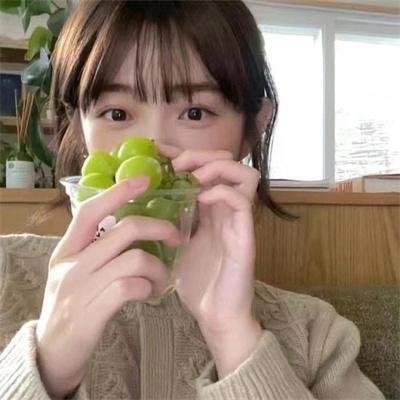 老妇与鸽子
